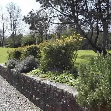 With 3 Bedrooms Casa vacanze Neufmesnil